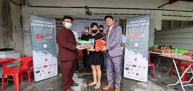Vietnamese businesses in Malaysia share difficulties with community
